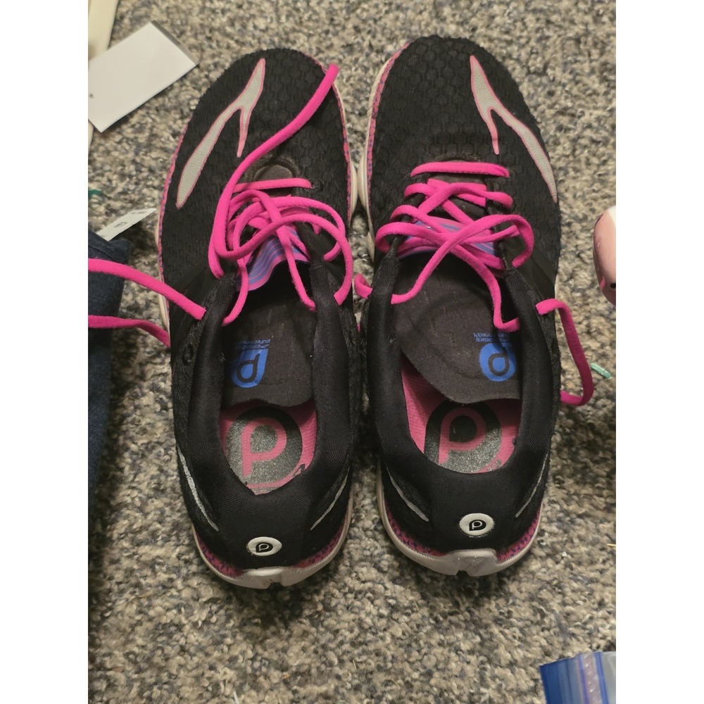 Brooks Black A D Pink Te. Is Shoe Size 8